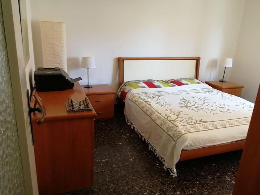 Music & Beach Apartment Savona Exterior photo
